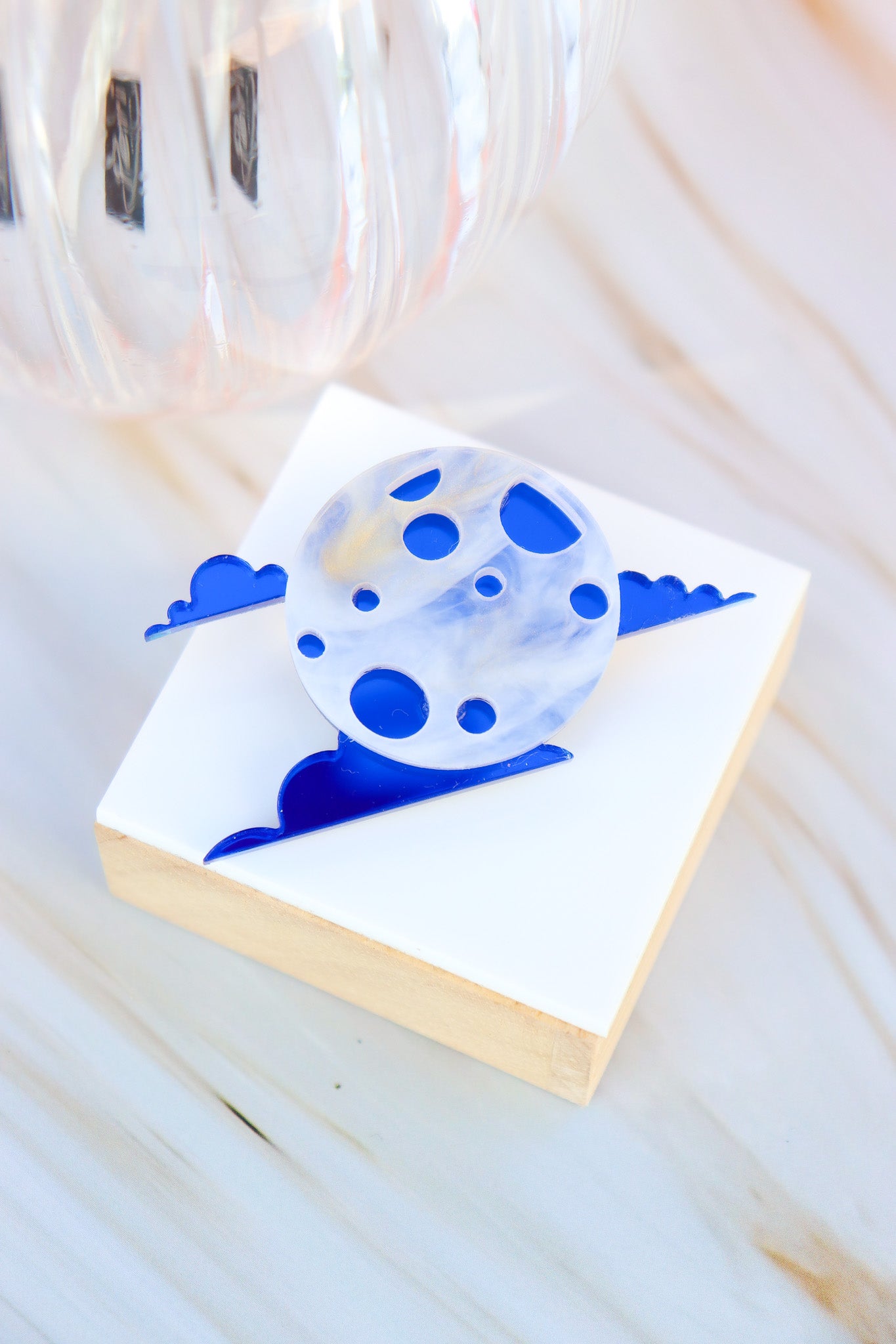 Broche Lune et nuages