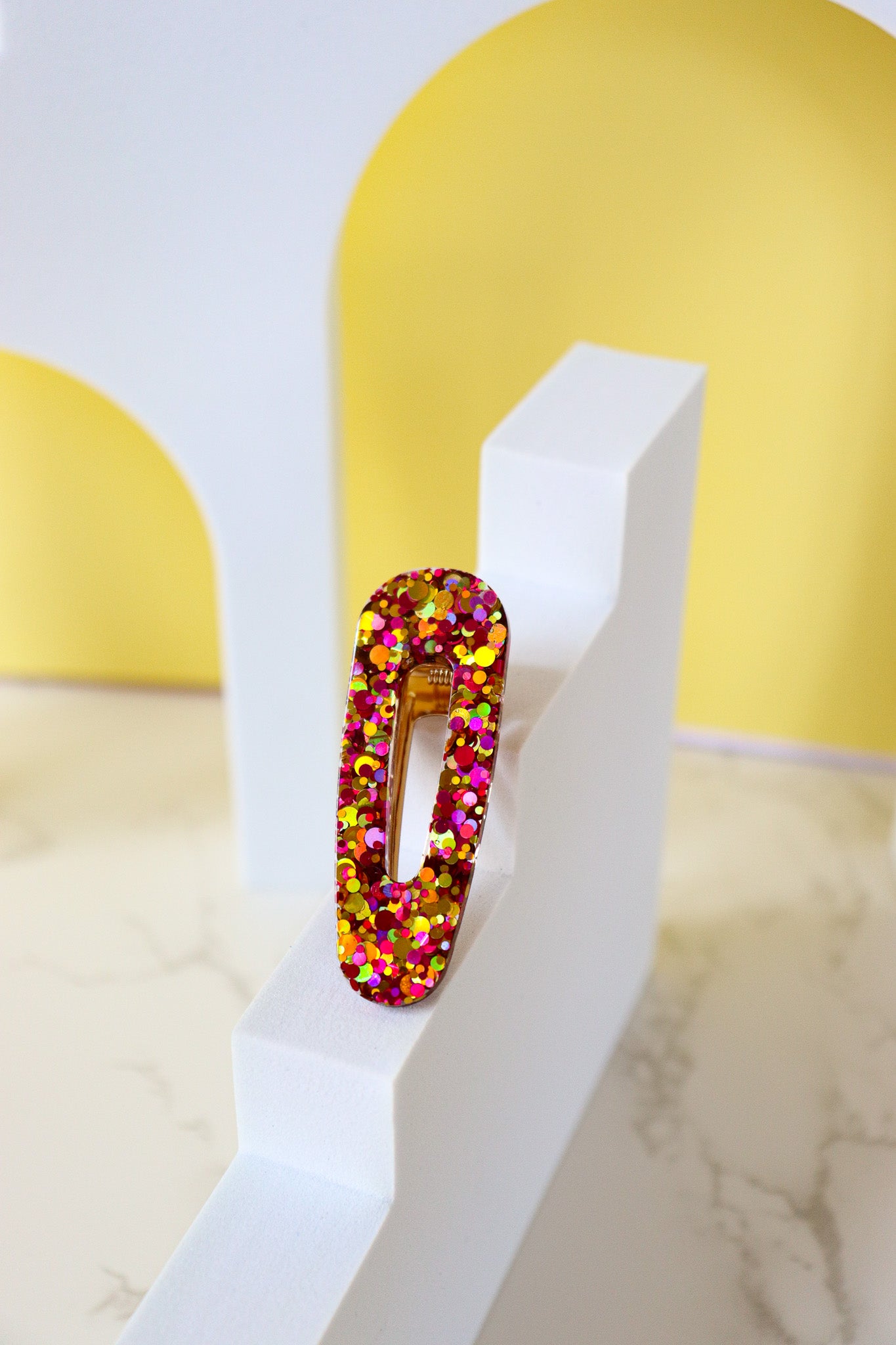 Barrette triangle Paillettes Joie Rouge