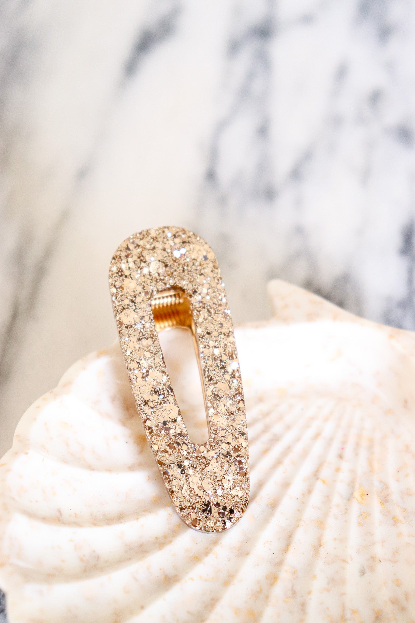 Barrette Triangle paillettes champagne