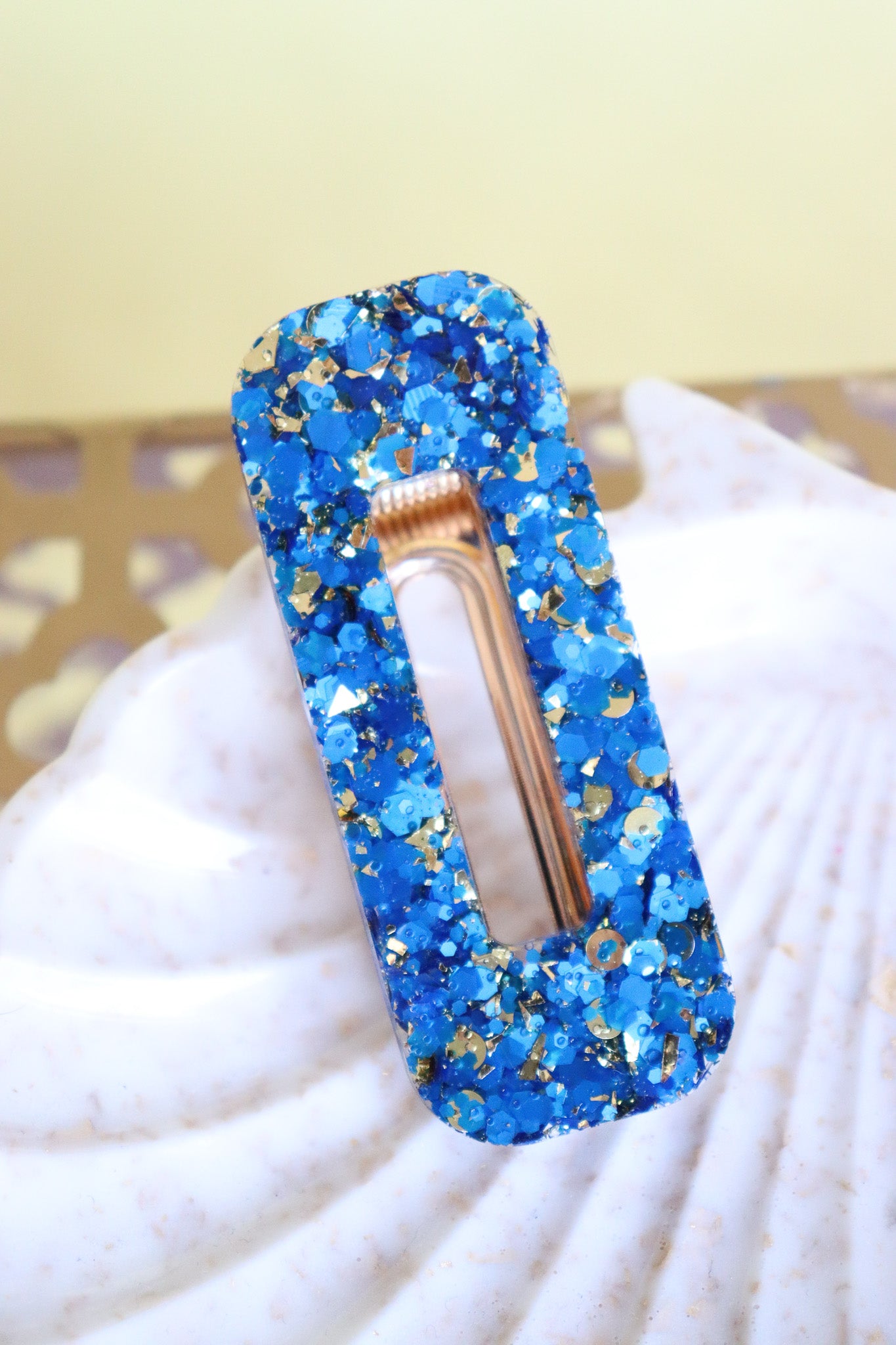 Barrette rectangle paillettes bleues et or