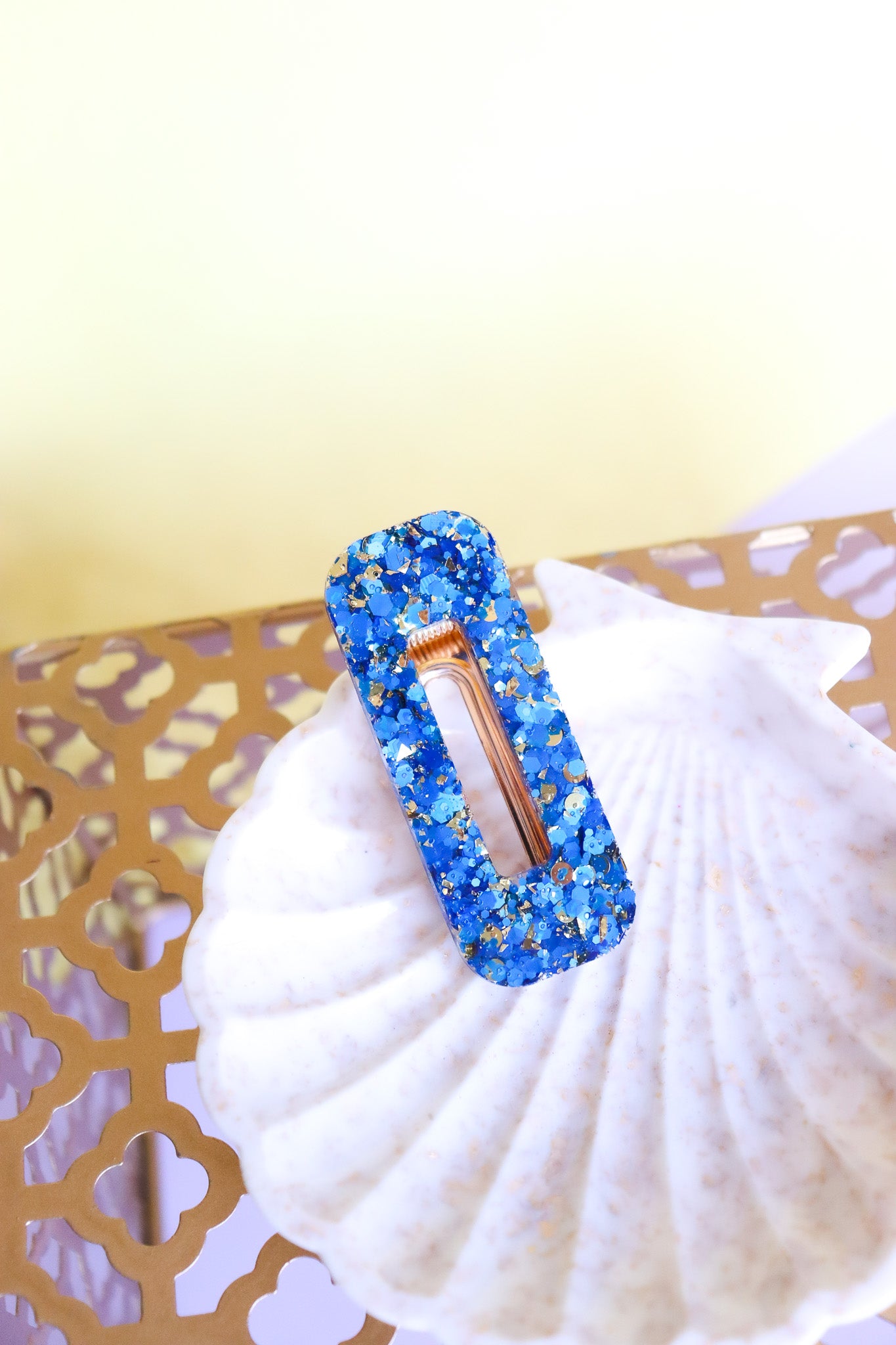 Barrette rectangle paillettes bleues et or