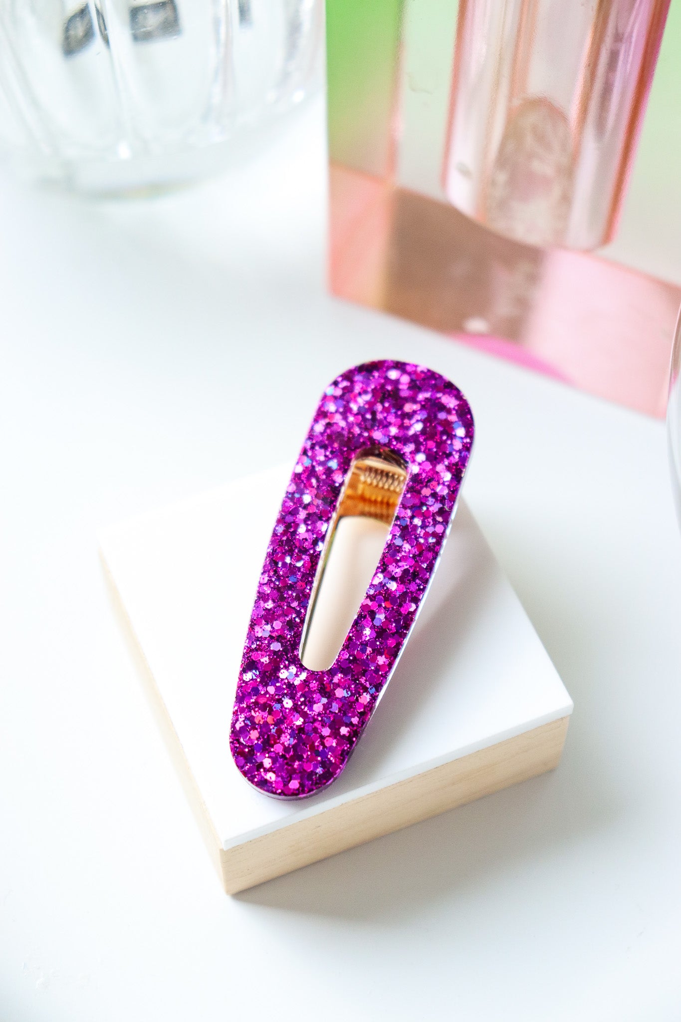 Barrette triangle deep violet