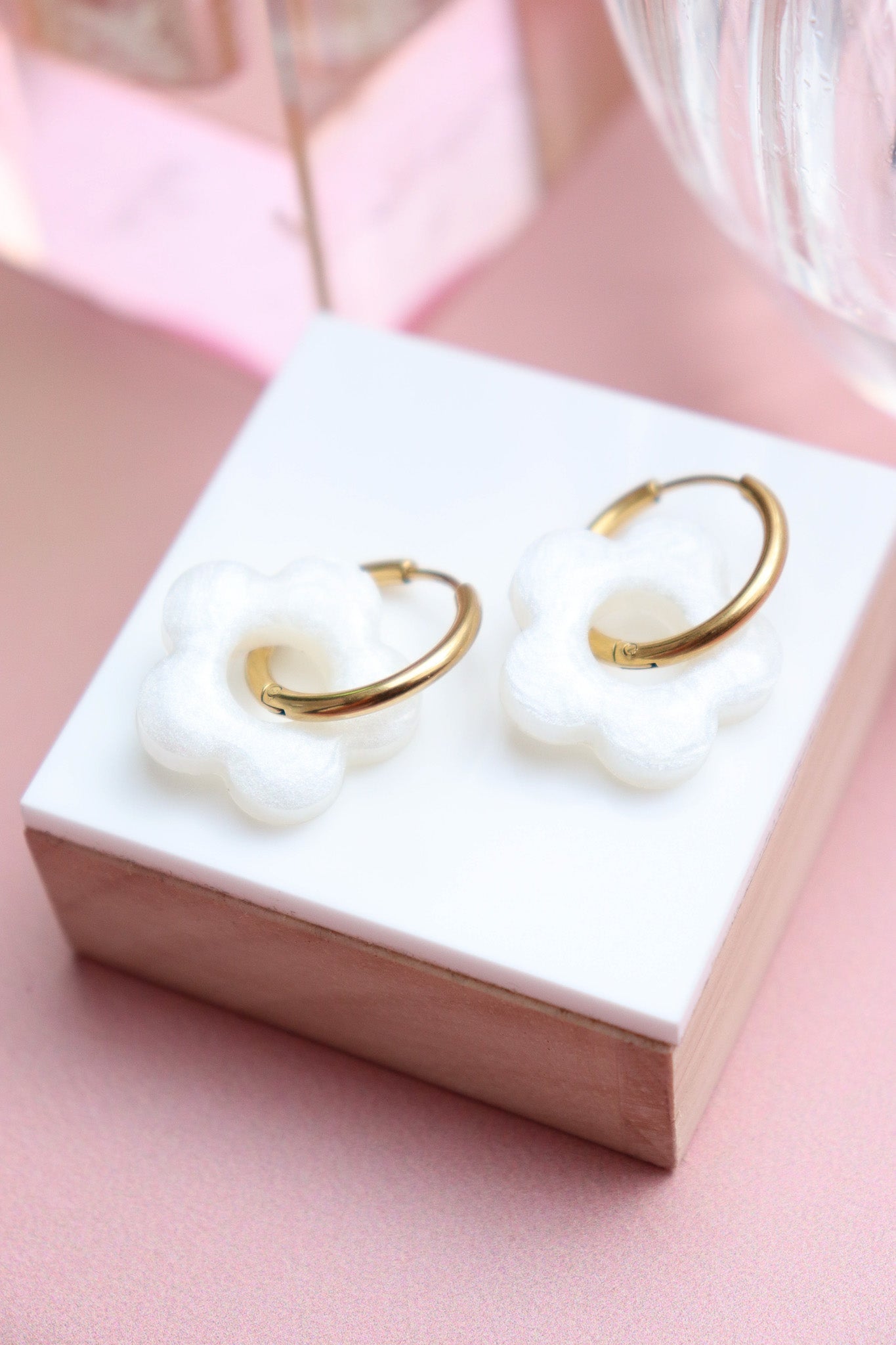 Boucles d'oreilles Isabelle L Blanc Nacré