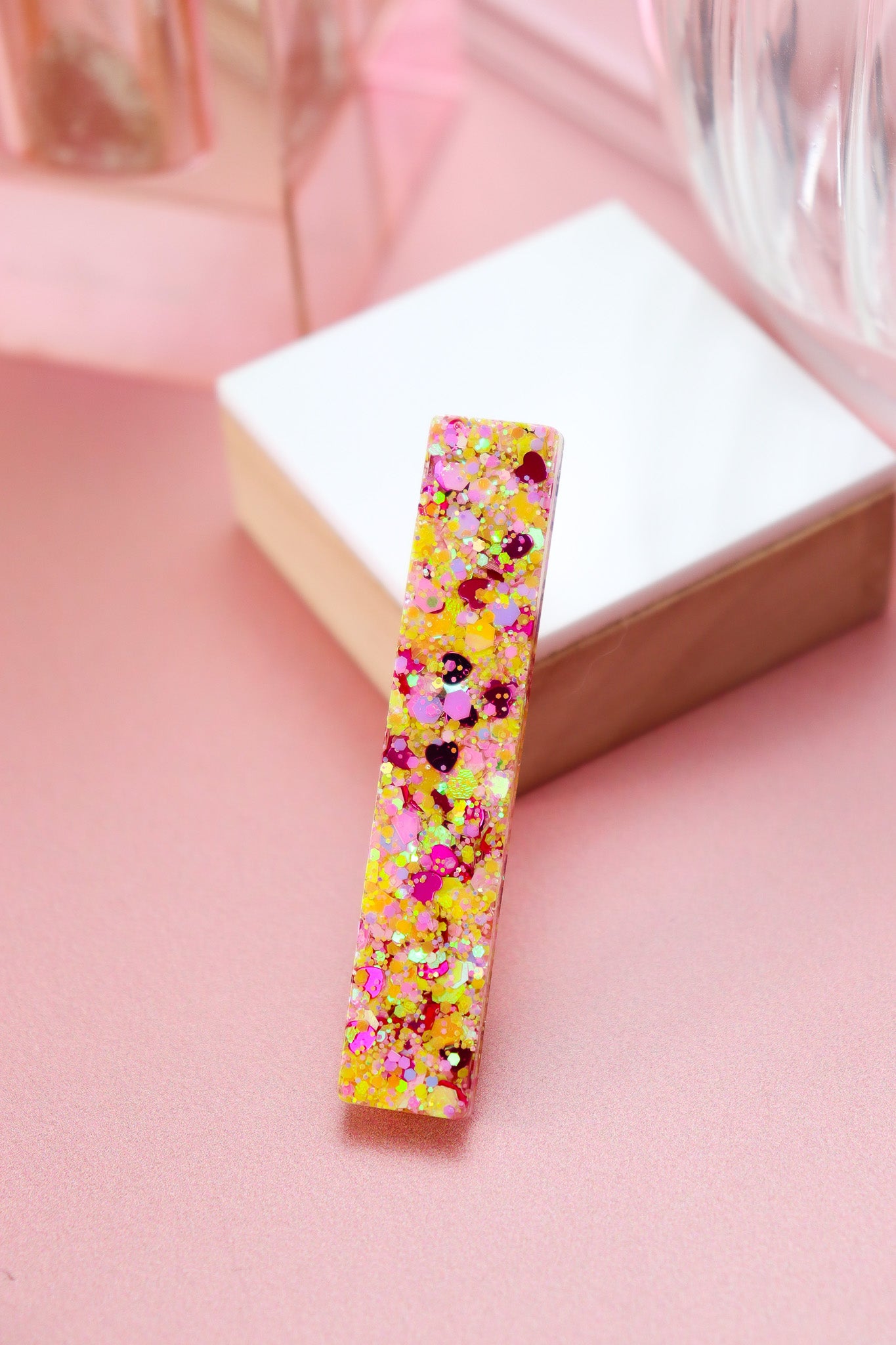 Barrette Jaune Amour