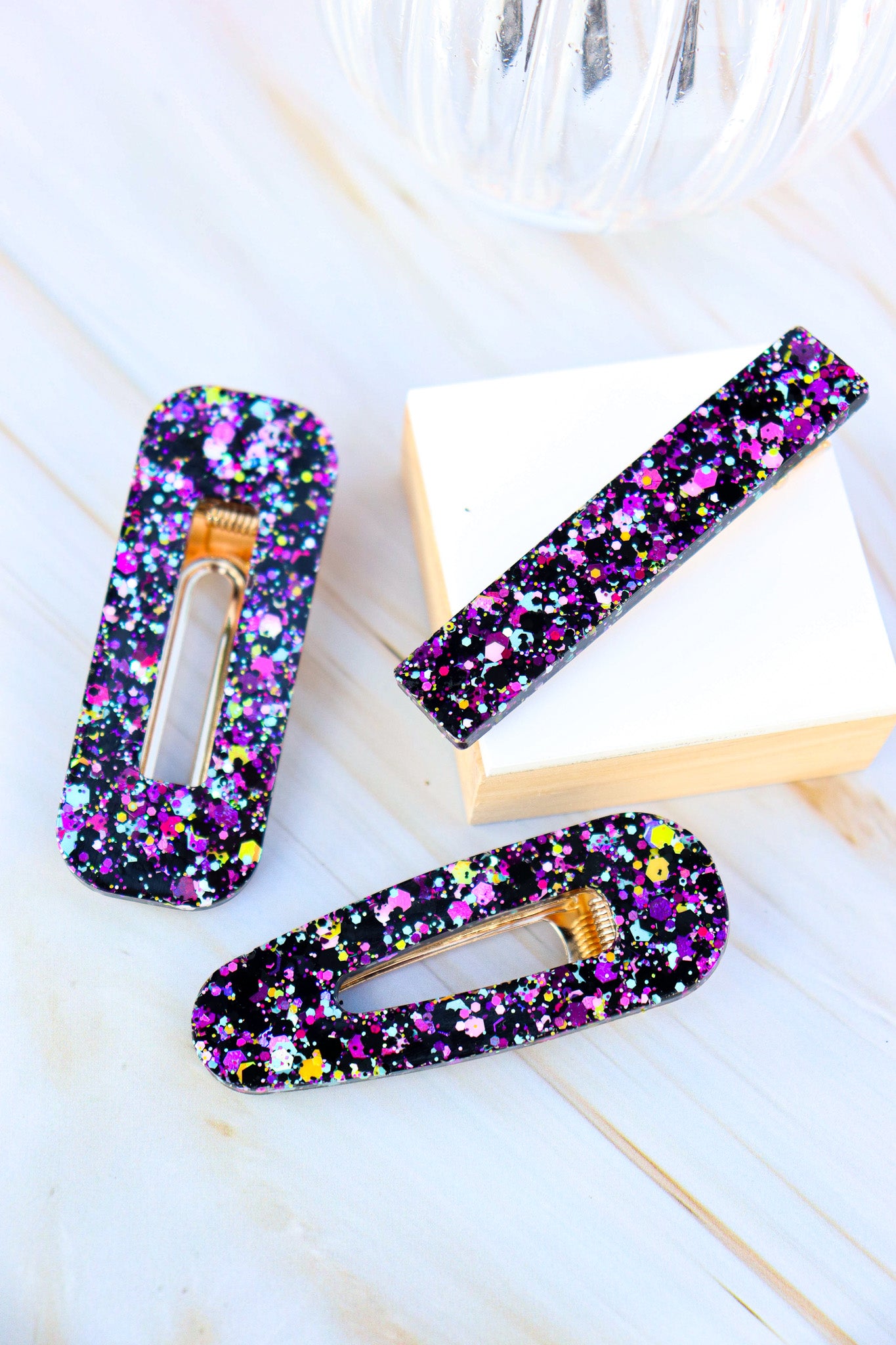 Barrette Paillettes Noir Fluo