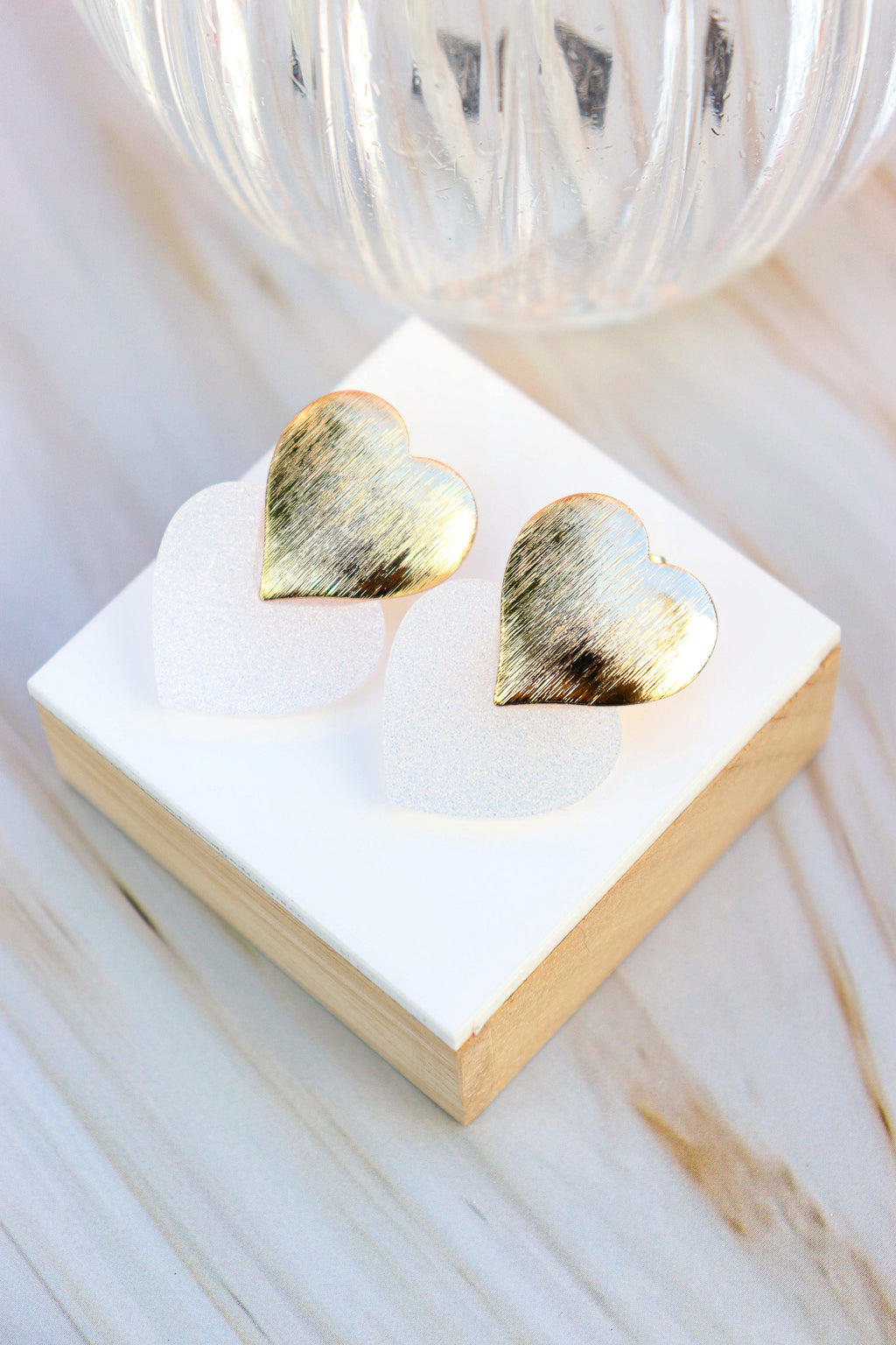 Boucles d'oreilles Caroline Blanc paillettes nacrées