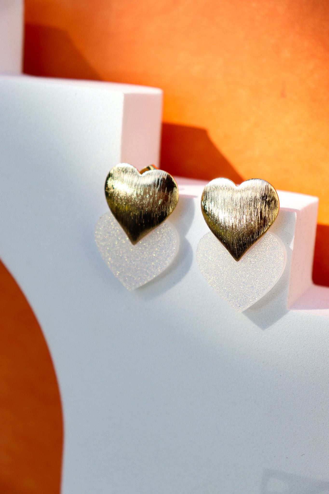 Boucles d'oreilles Caroline Blanc paillettes nacrées