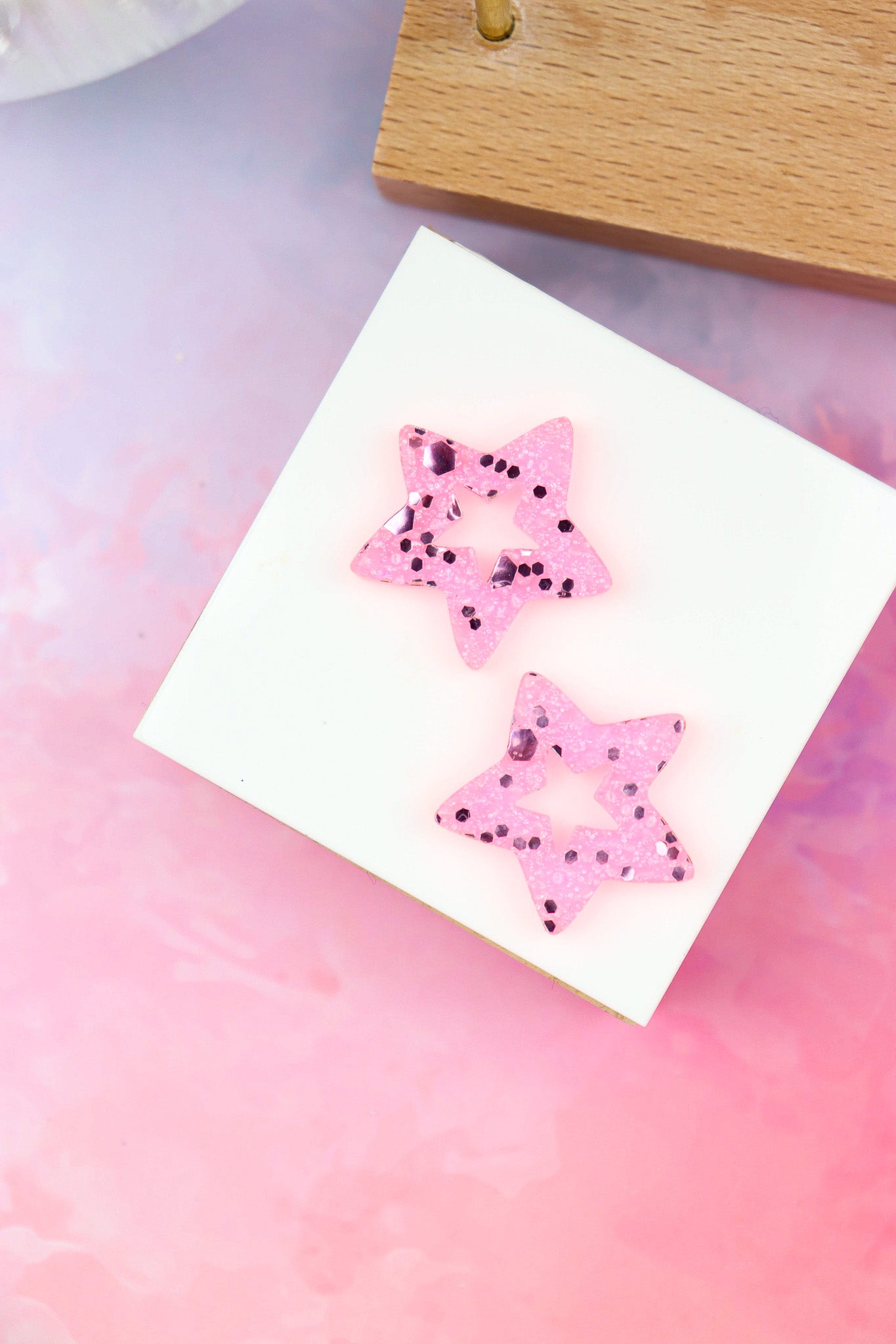 Créoles Star Paillettes Roses Fluo
