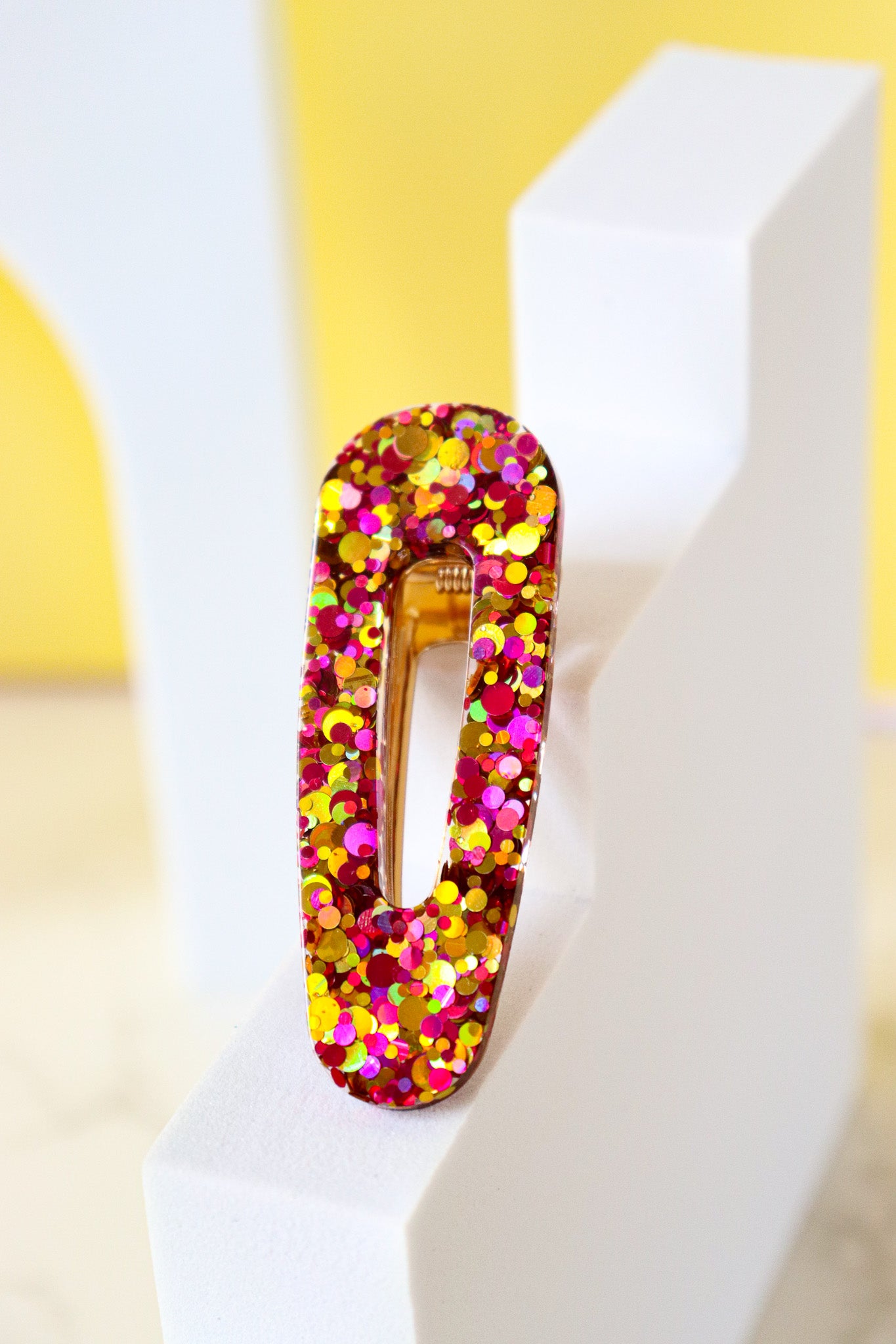 Barrette triangle Paillettes Joie Rouge