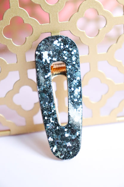 Barrette Triangle paillettes noires