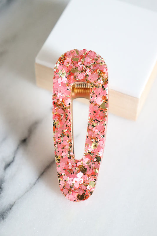 Barrette triangle paillettes roses et or