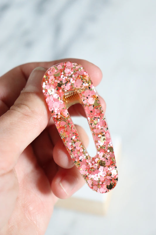 Barrette triangle paillettes roses et or