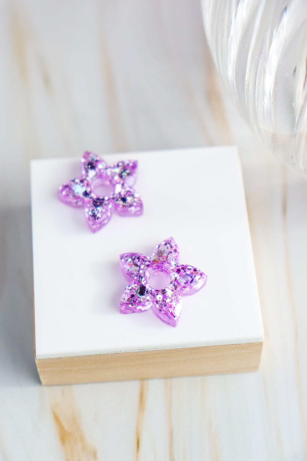 Créoles Naia Paillettes Lilas Holographique