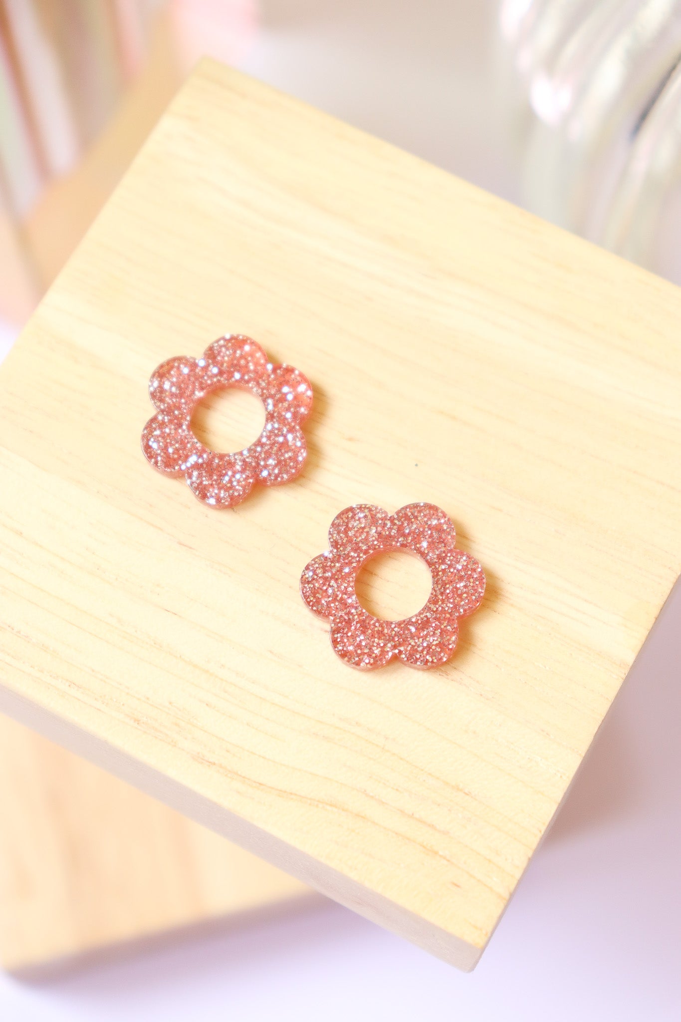 Boucles d'oreilles Vivienne paillettes roses